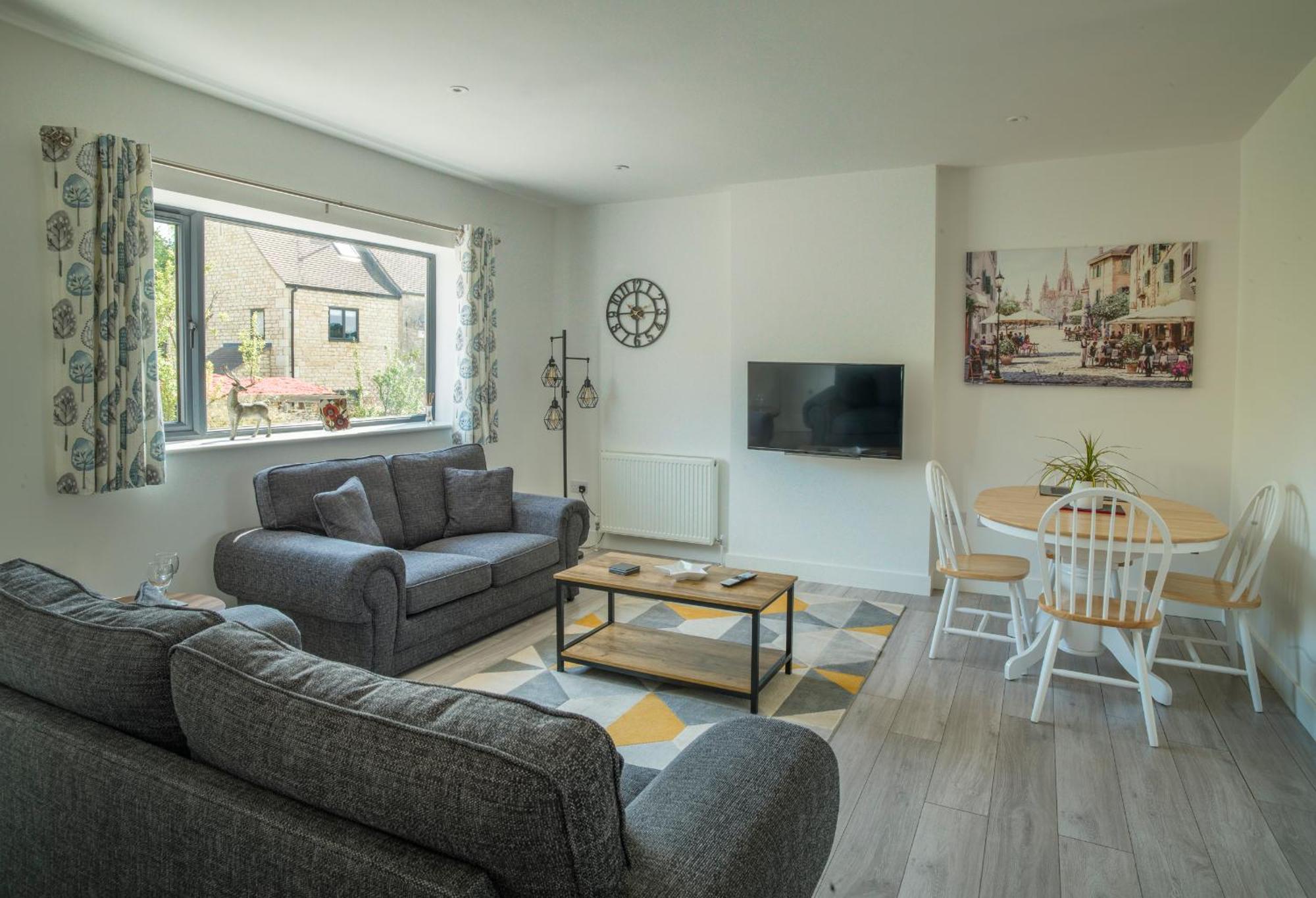 Stunning Modern Apartment In The Cotswolds Chalford Zewnętrze zdjęcie